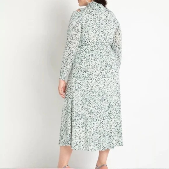 Eloquii Printed Slashed Shoulder Mesh Dress Size 22 - Picture 2 of 8